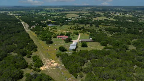 3527 US Hwy 281