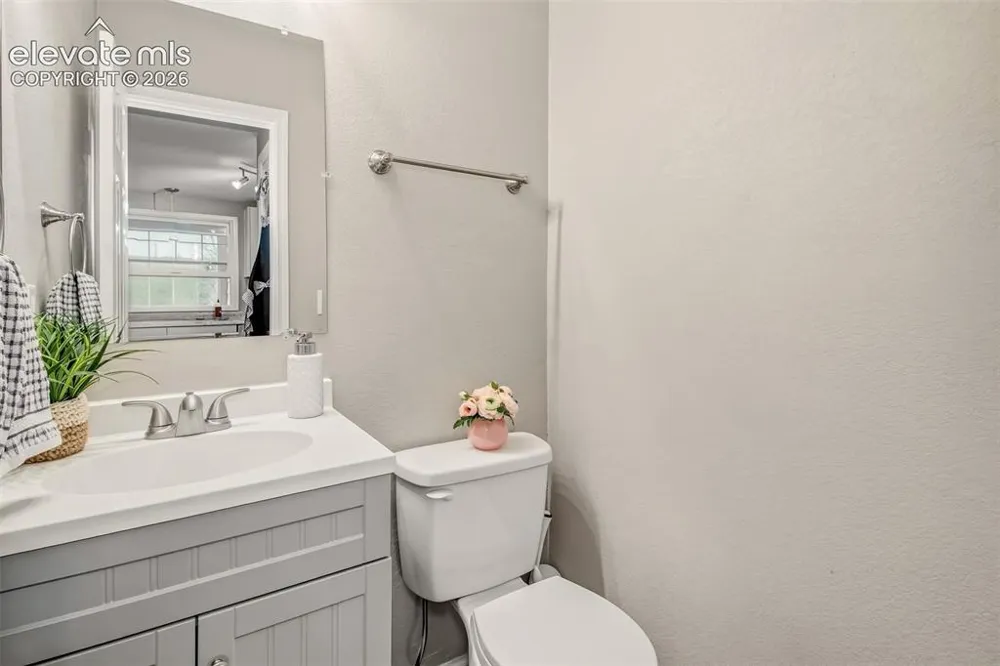 367 Raspberry Lane Monument, CO 80132