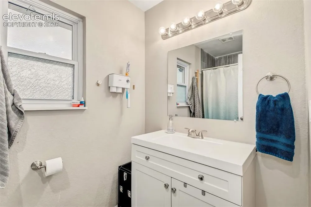 367 Raspberry Lane Monument, CO 80132