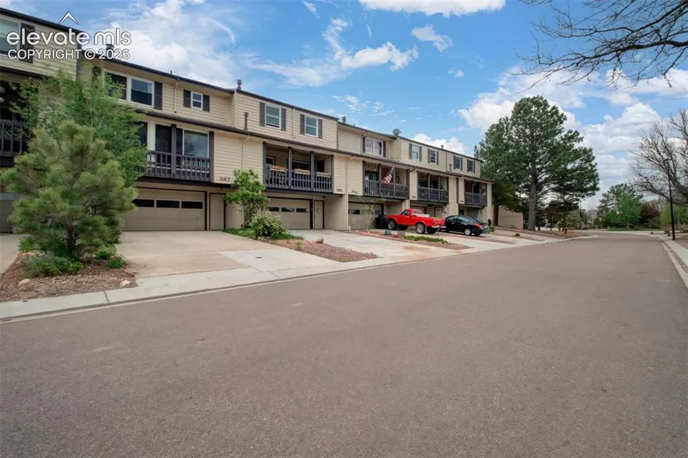 367 Raspberry Lane Monument, CO 80132
