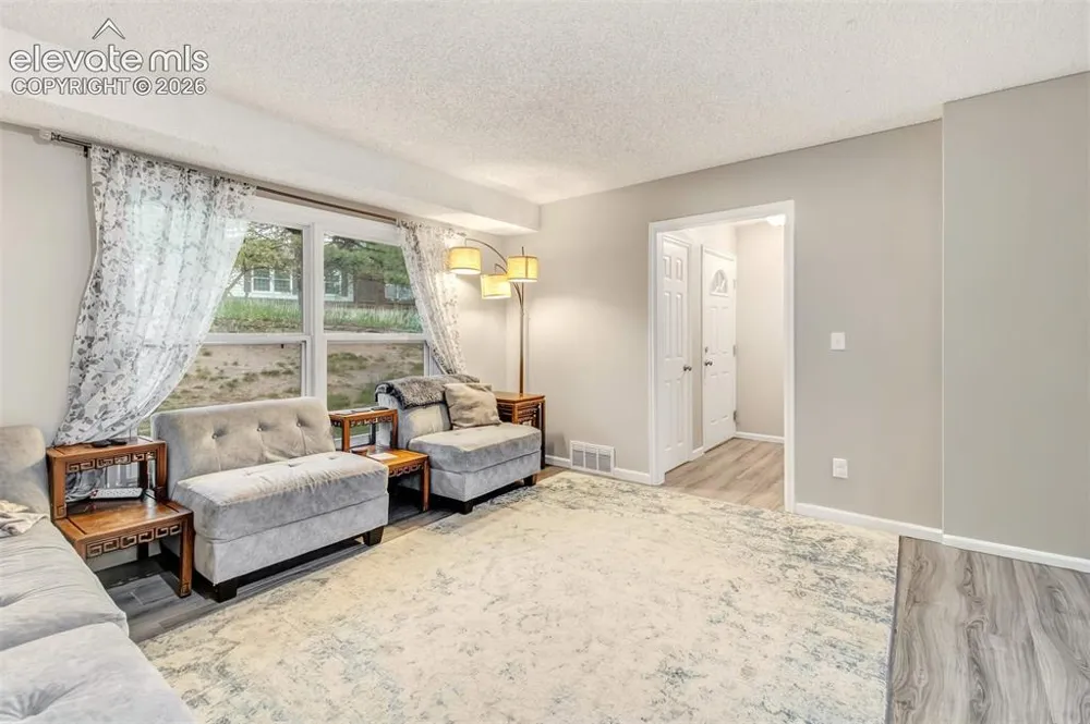367 Raspberry Lane Monument, CO 80132