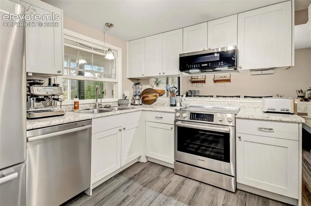 367 Raspberry Lane Monument, CO 80132