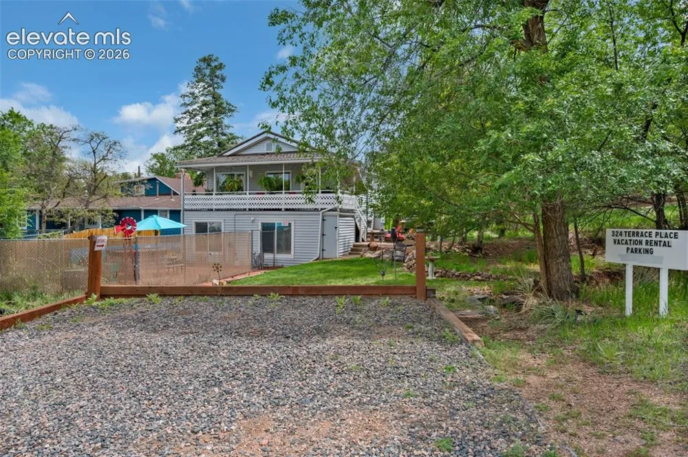324 Terrace Place Manitou Springs, CO 80829