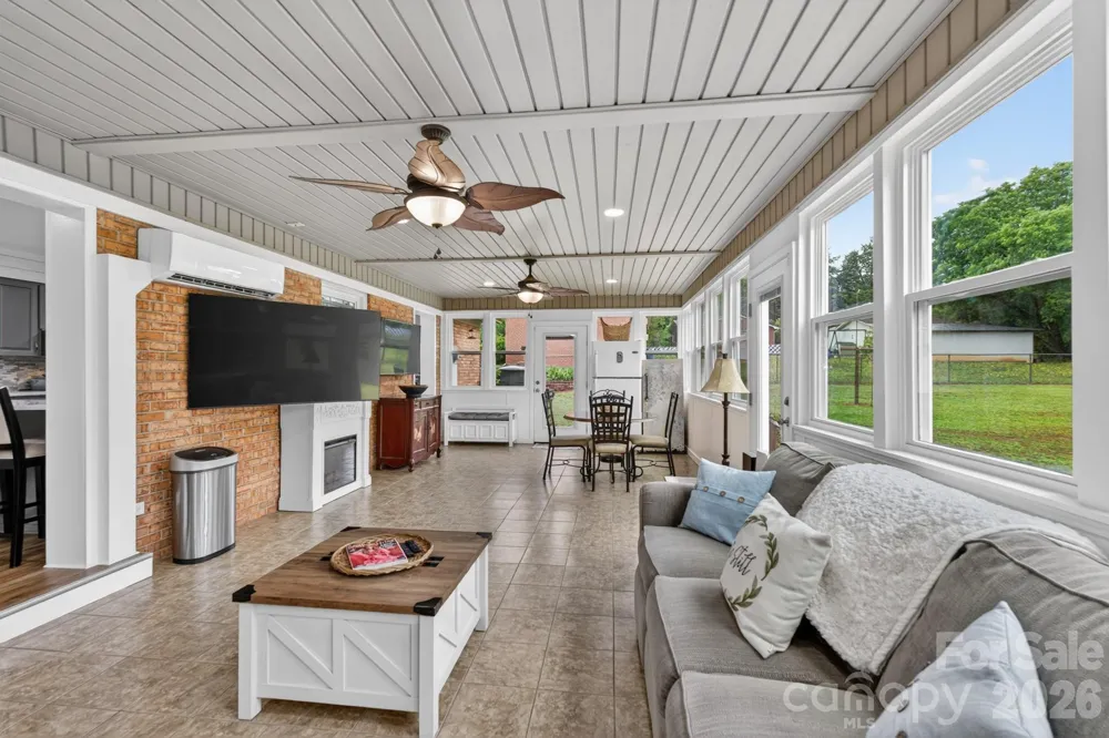 1172 Rainbow Circle Catawba, SC 29704