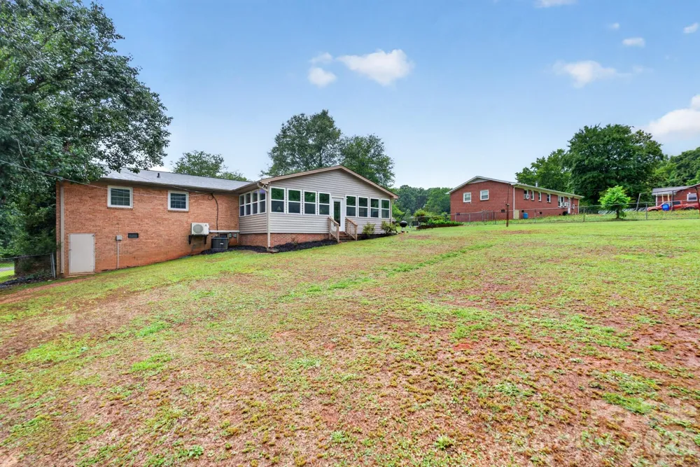 1172 Rainbow Circle Catawba, SC 29704