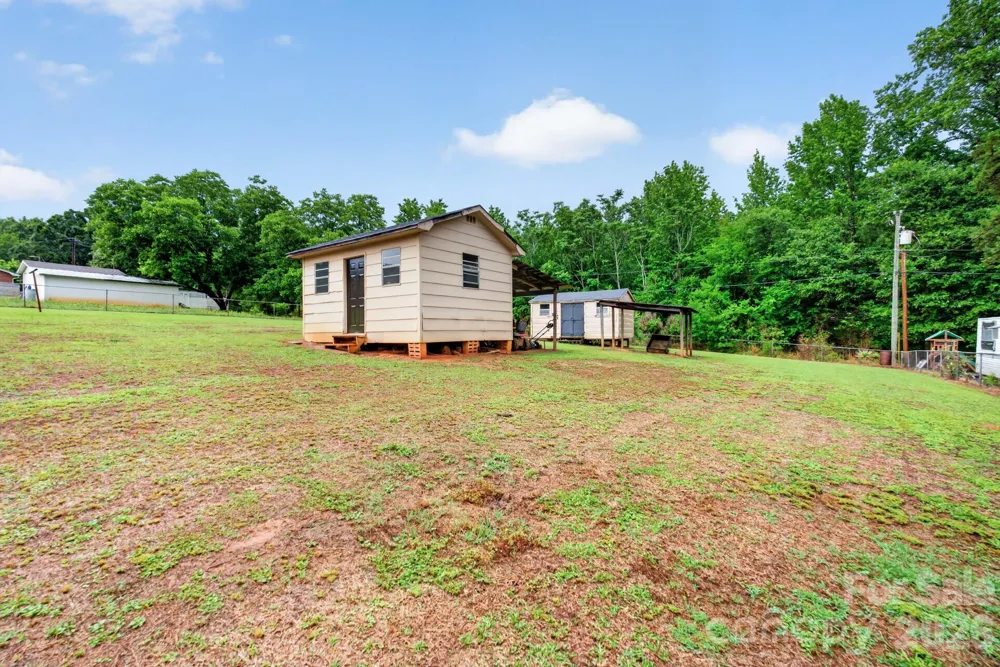 1172 Rainbow Circle Catawba, SC 29704