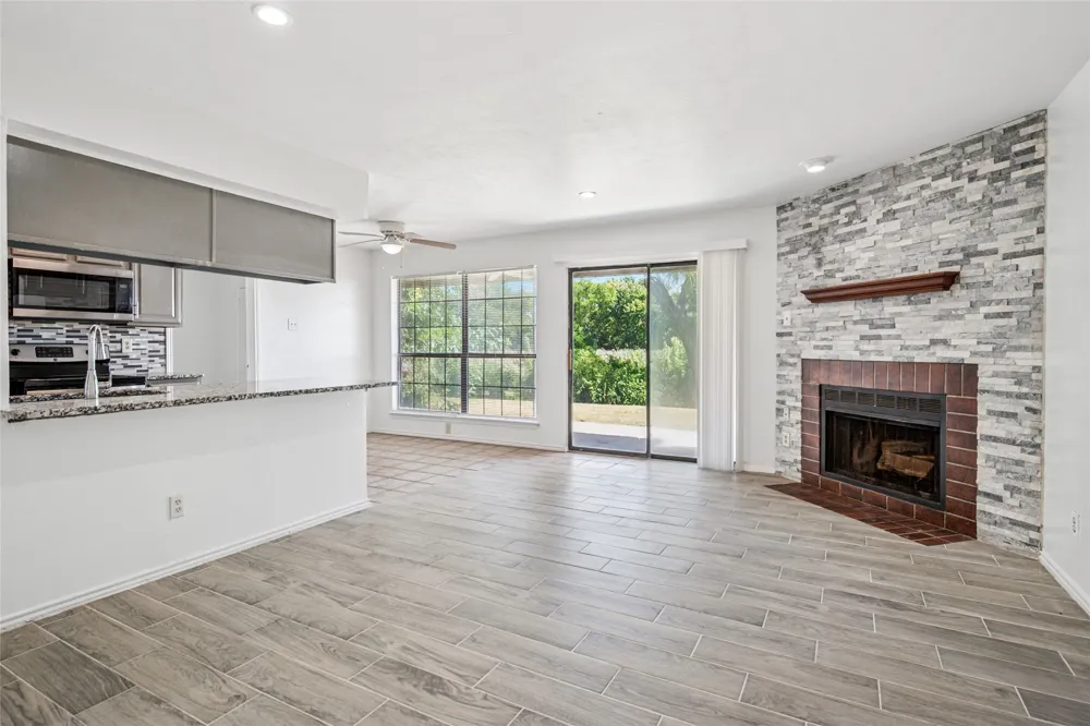 4472 Chaha Road #103 Garland, TX 75043
