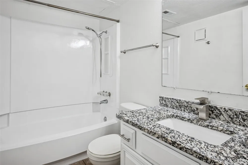 4472 Chaha Road #103 Garland, TX 75043