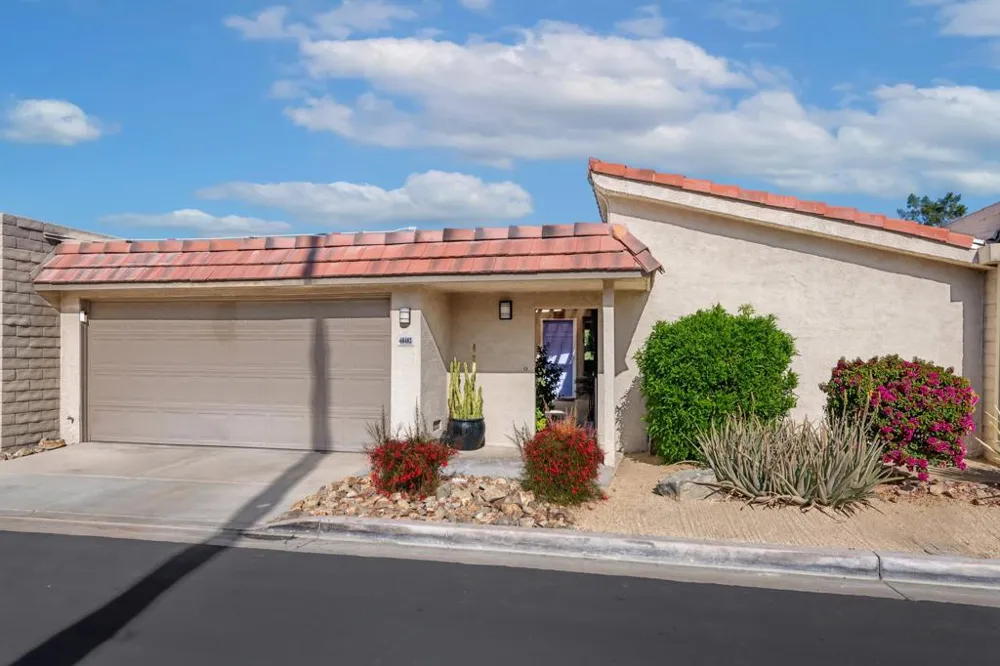 68482 Calle Toledo Cathedral City, CA 92234
