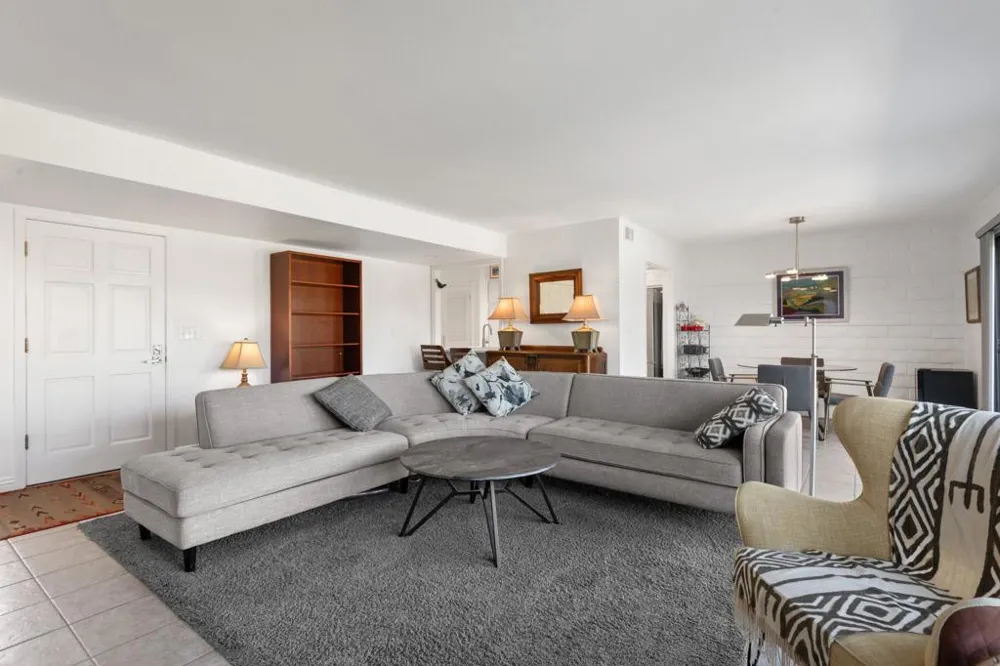 68482 Calle Toledo Cathedral City, CA 92234