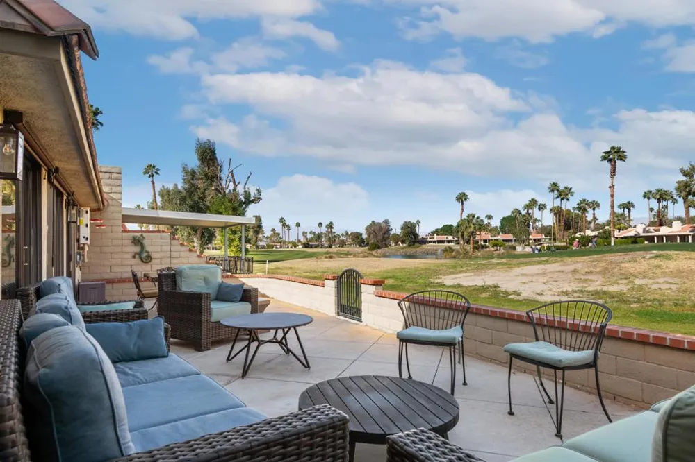 68482 Calle Toledo Cathedral City, CA 92234