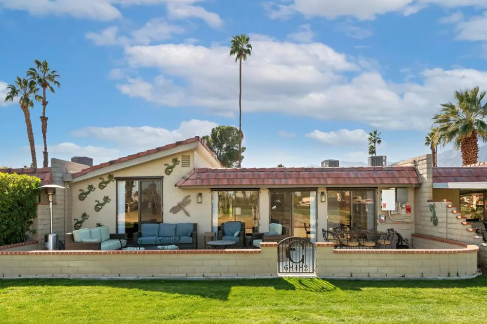 68482 Calle Toledo Cathedral City, CA 92234