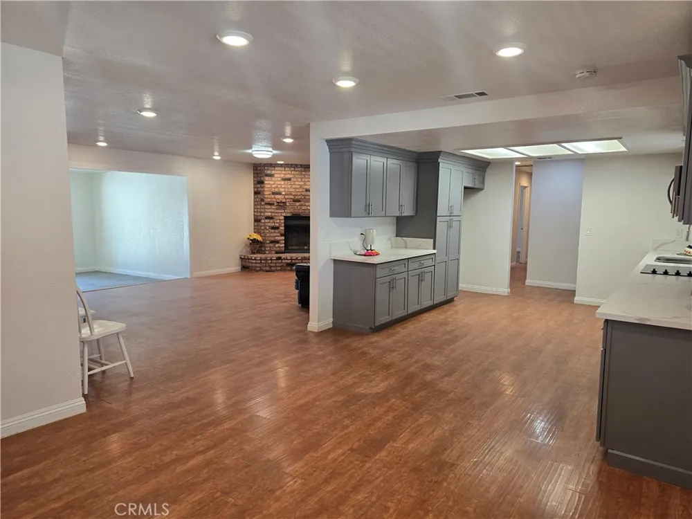 7215 Lyons #3 Hesperia, CA 92345