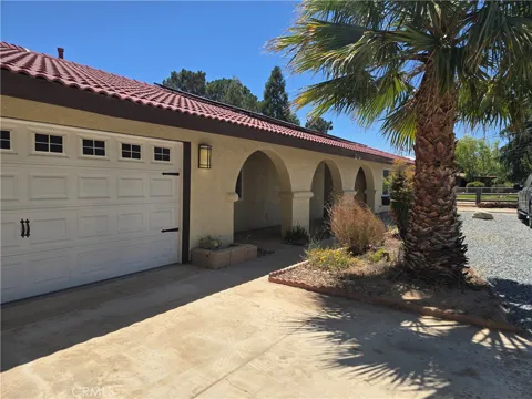 7215 Lyons #3