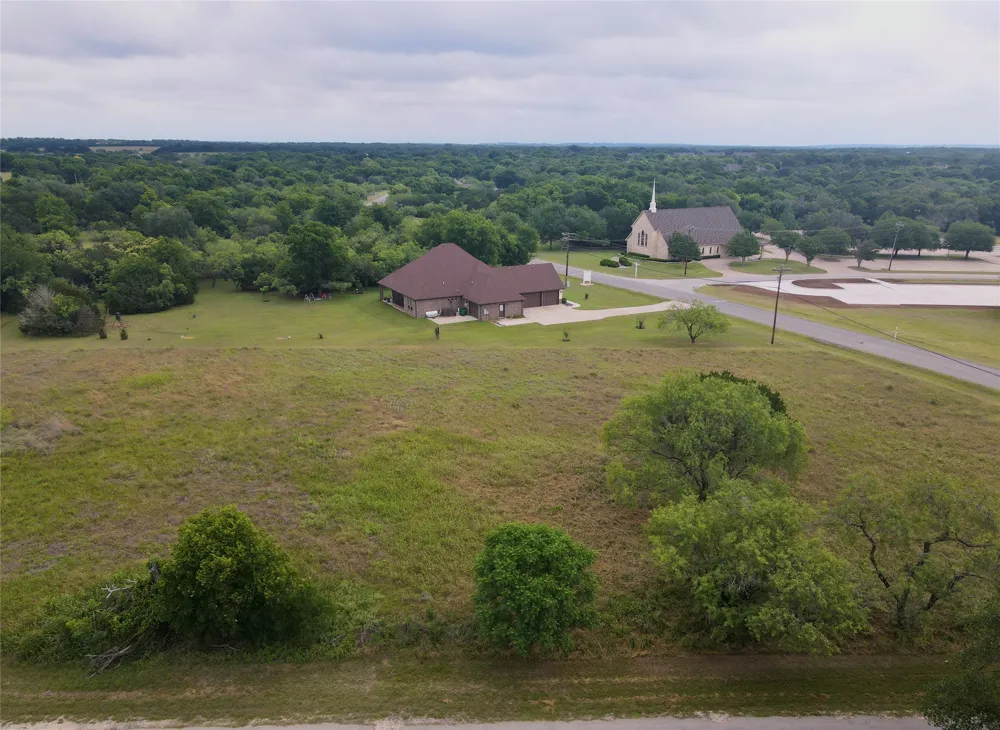 1603 Brookside Drive Whitney, TX 76692