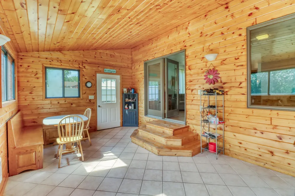 1315 Loring Avenue Detroit Lakes, MN 56501