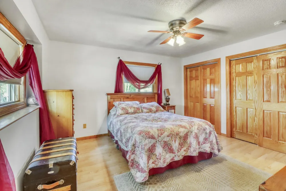1315 Loring Avenue Detroit Lakes, MN 56501