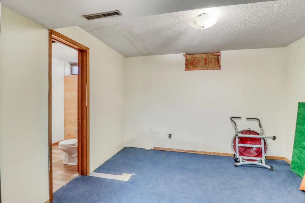 1315 Loring Avenue Detroit Lakes, MN 56501