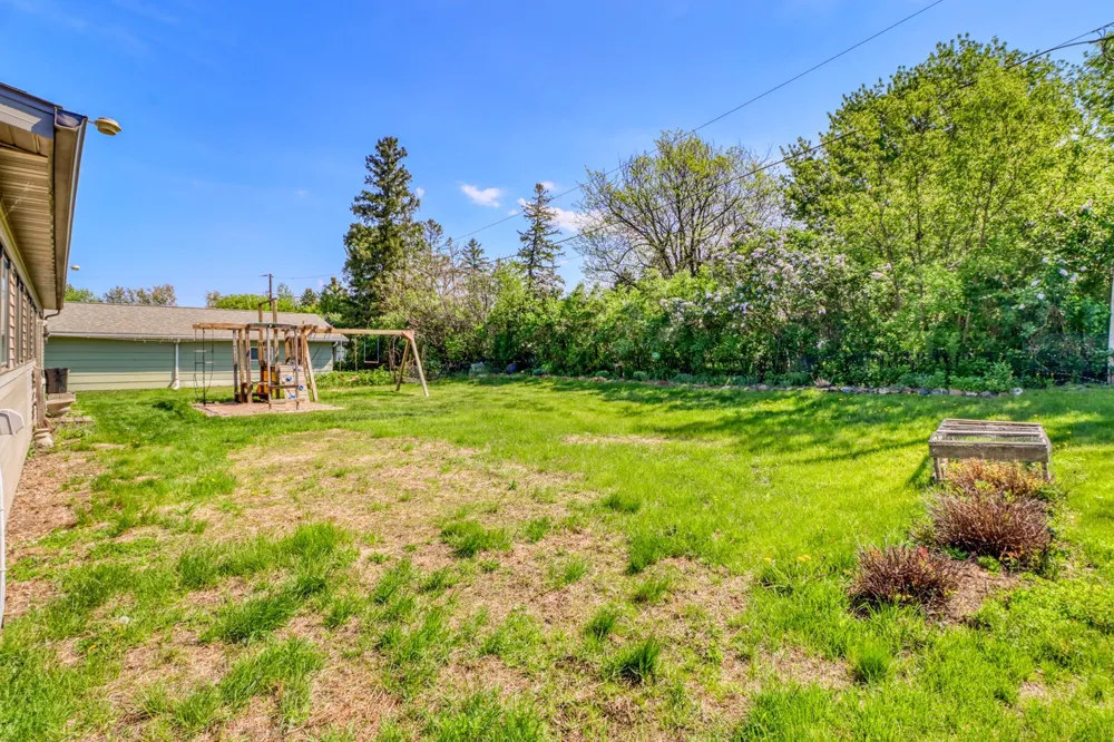 1315 Loring Avenue Detroit Lakes, MN 56501