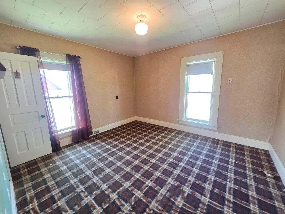 844 S 1st Avenue Gibbon, MN 55335