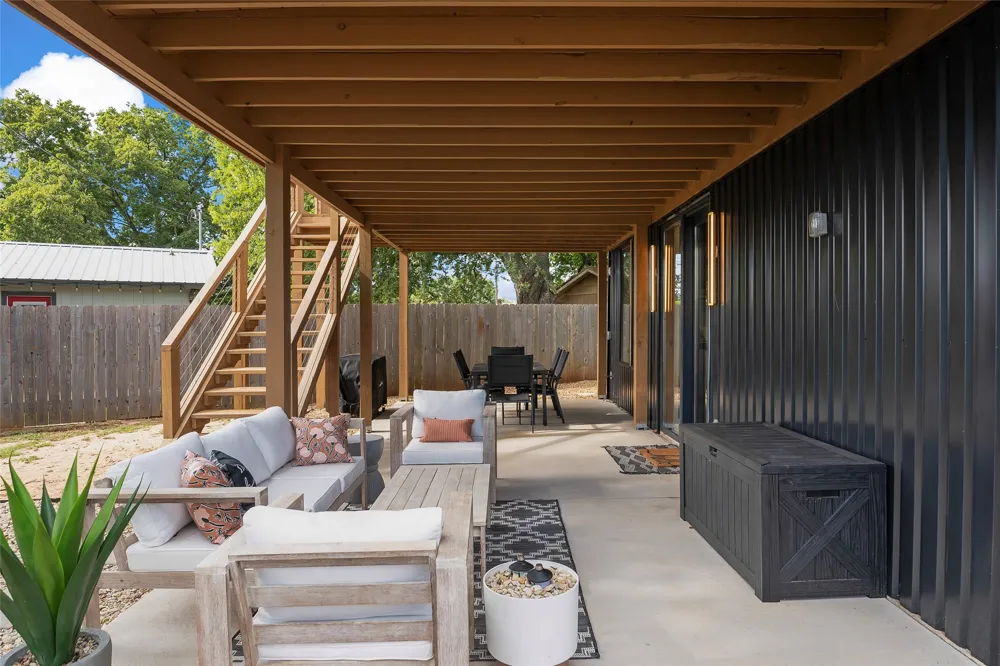 118 Bayside Circle Gainesville, TX 76240
