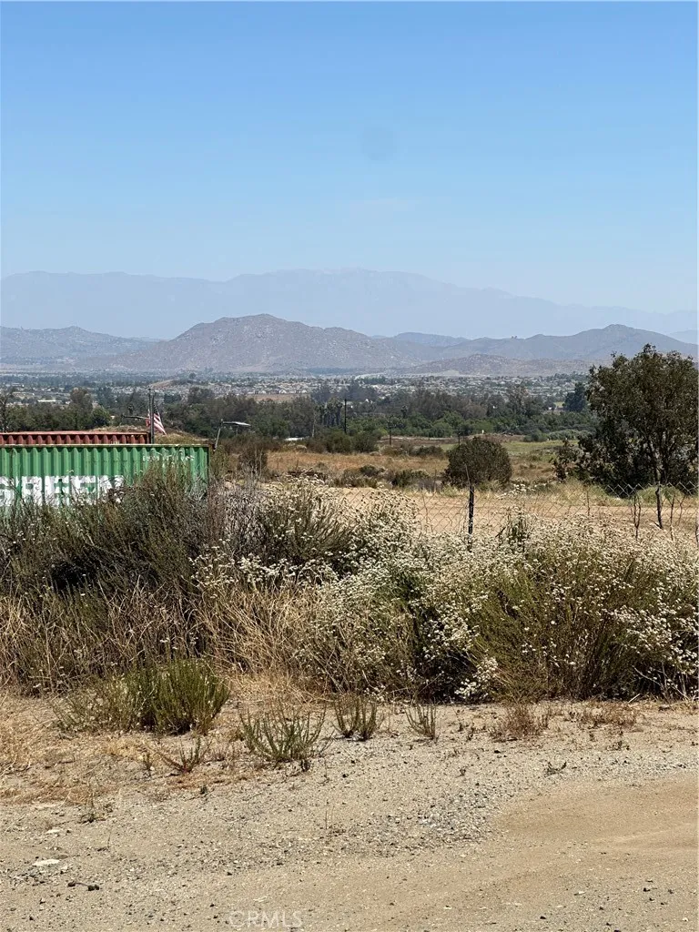 1 Carol Menifee, CA 92584
