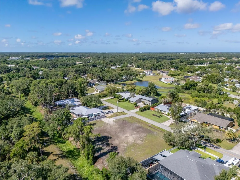 1941 E LEEWYNN DRIVE Sarasota, FL 34240