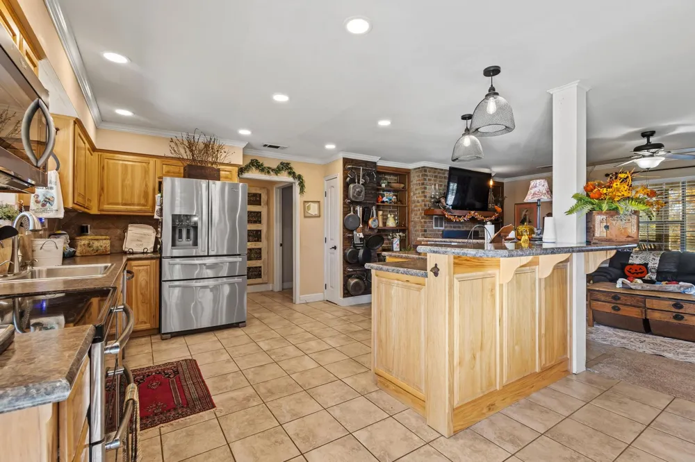 2321 COUNTY ROAD 2100 Ivanhoe, TX 75447