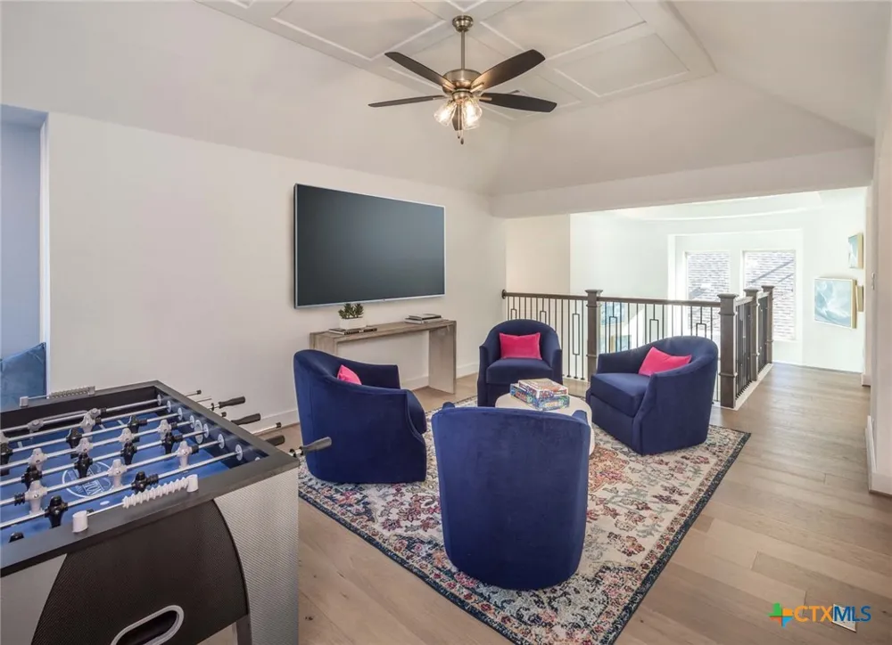 210 Navarro Boerne, TX 78006