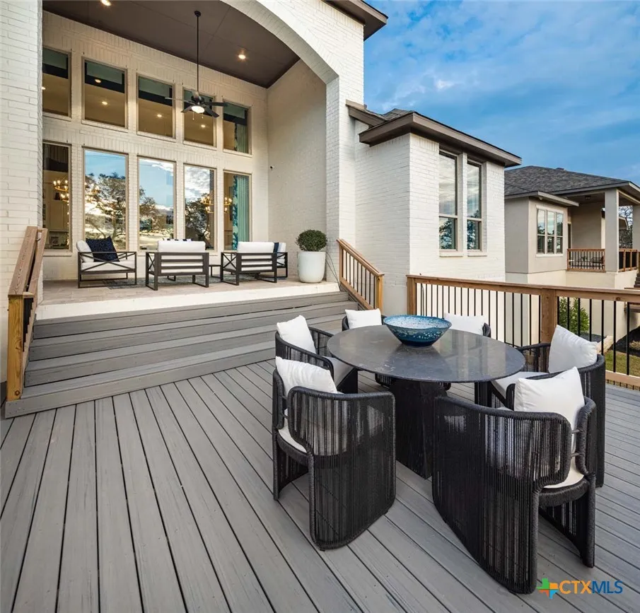 210 Navarro Boerne, TX 78006