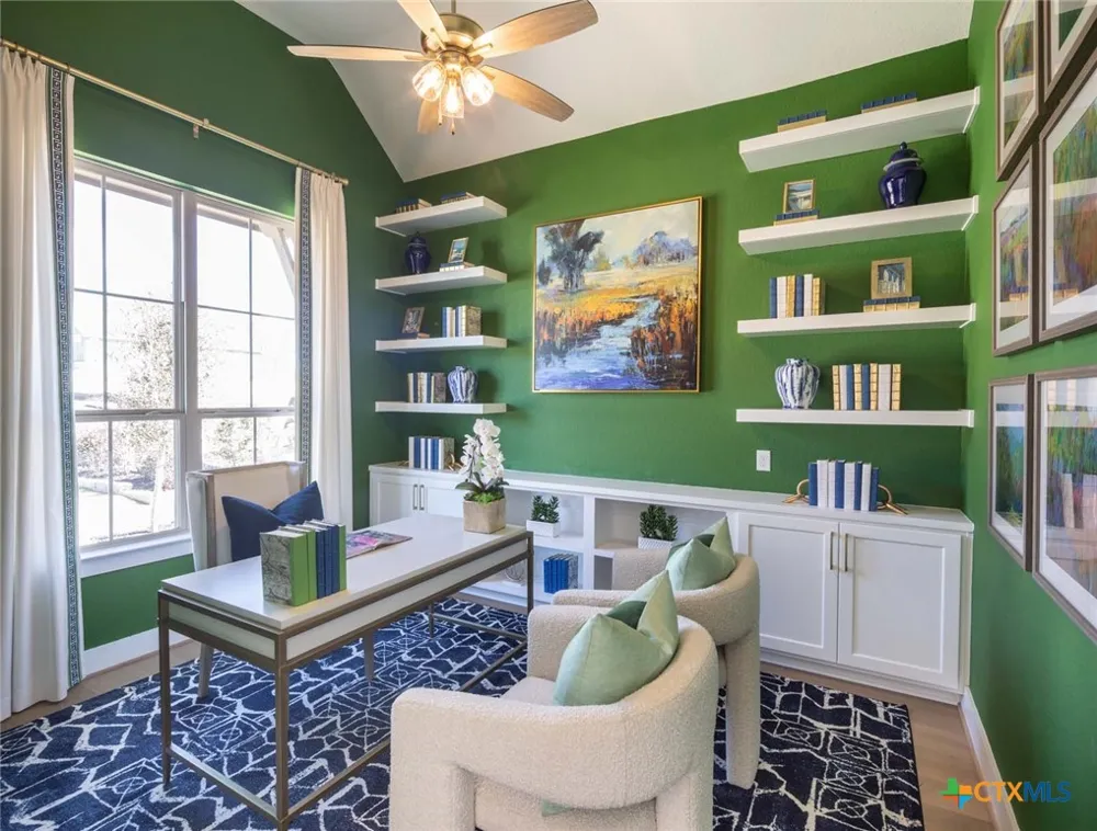 210 Navarro Boerne, TX 78006
