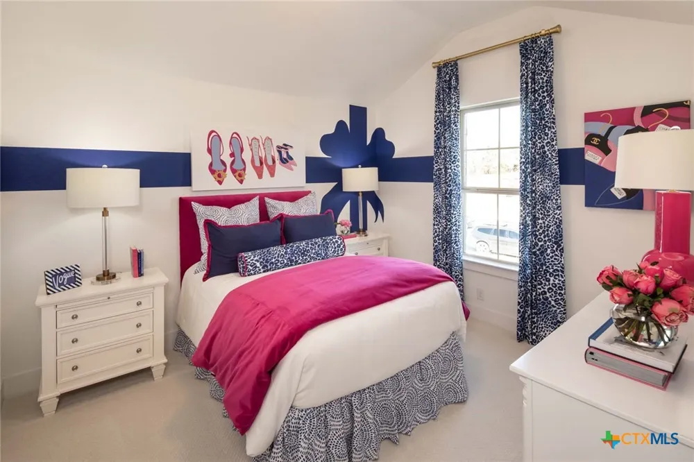 210 Navarro Boerne, TX 78006