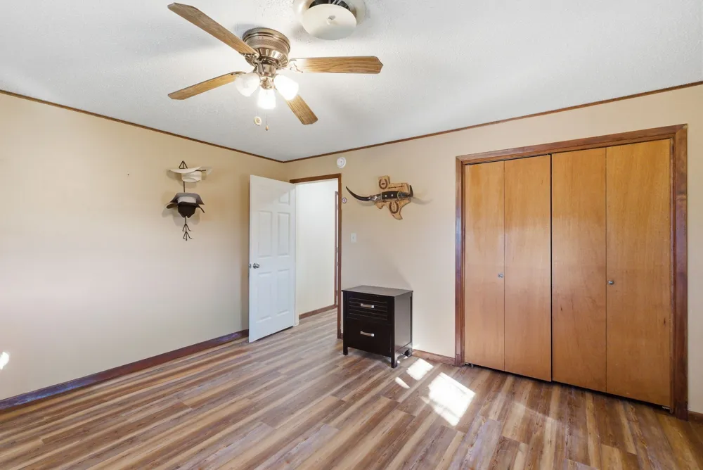 551 County Road 416 Comanche, TX 76442