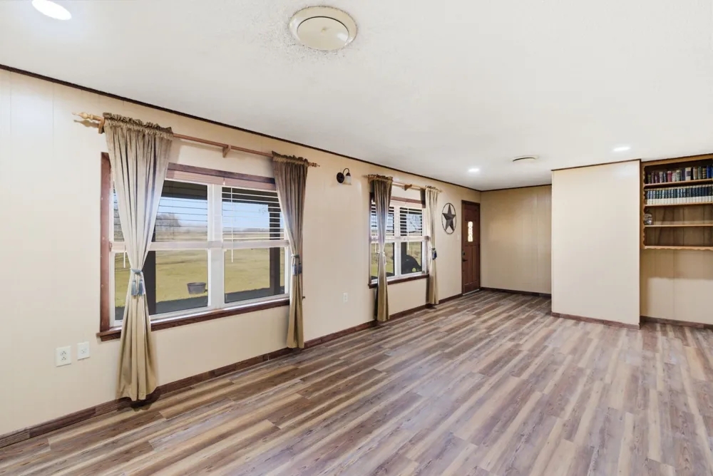 551 County Road 416 Comanche, TX 76442