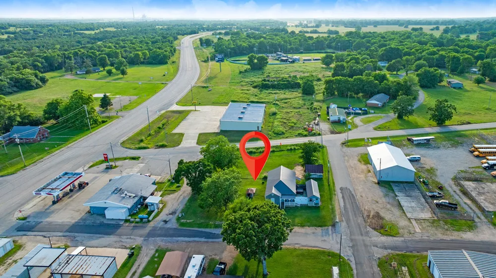 108 NW 4 Fort Towson, OK 74735