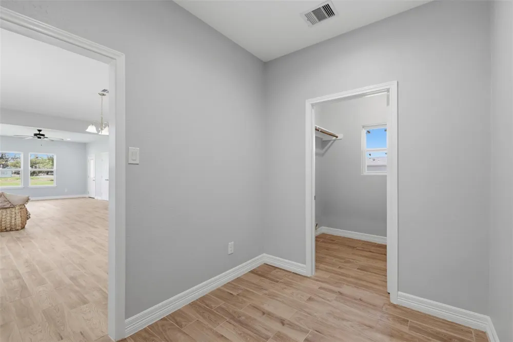 249 Mcdade Street Hempstead, TX 77445