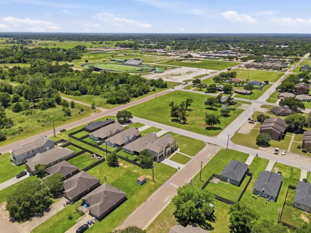 249 Mcdade Street Hempstead, TX 77445