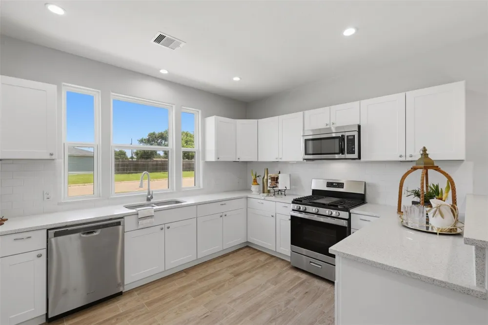 249 Mcdade Street Hempstead, TX 77445
