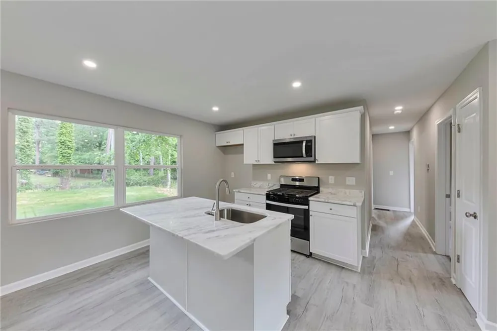 1660 Mallard Circle Conley, GA 30288