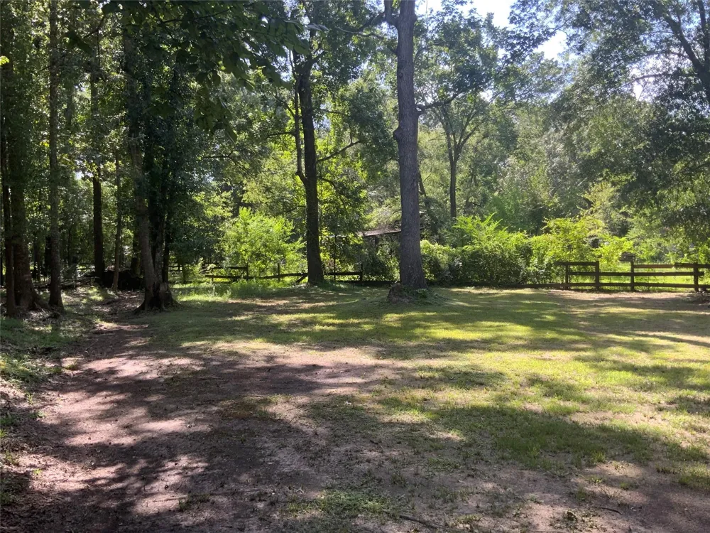 1114 Lake Glen Road Huffman, TX 77336