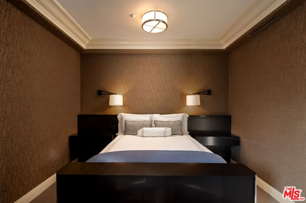 225 Canon Drive #7D Beverly Hills, CA 90210