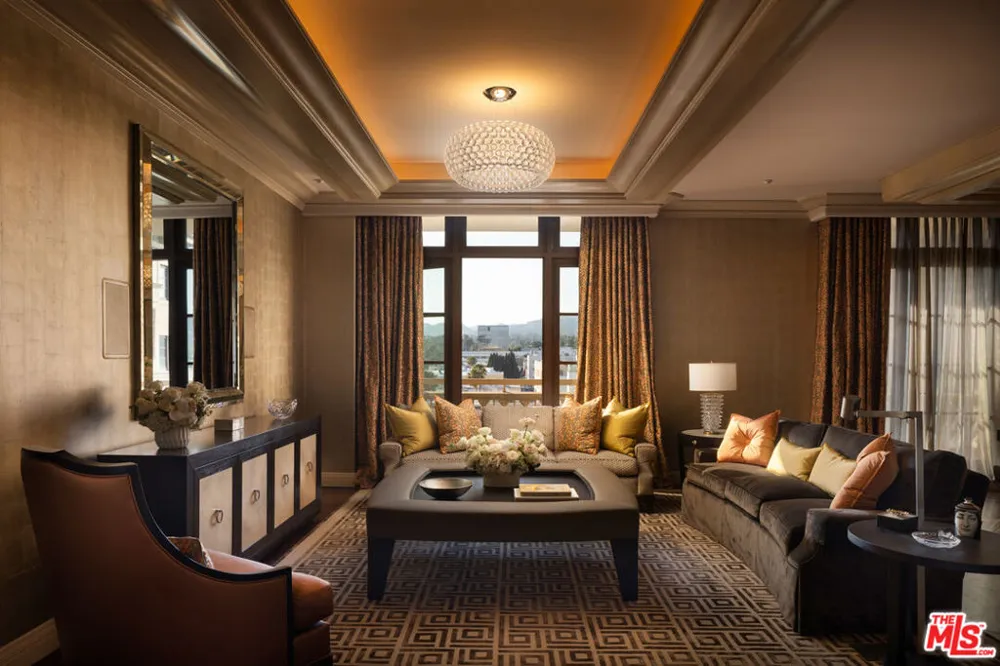 225 Canon Drive #7D Beverly Hills, CA 90210