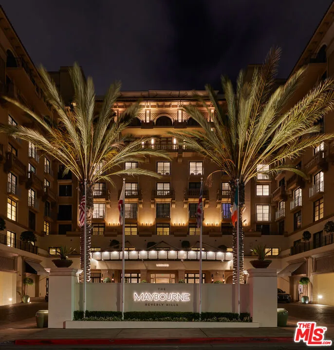 225 Canon Drive #7D Beverly Hills, CA 90210