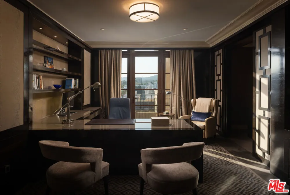 225 Canon Drive #7D Beverly Hills, CA 90210