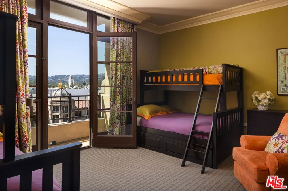 225 Canon Drive #7D Beverly Hills, CA 90210
