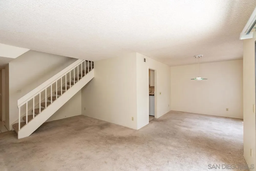 10247 Caminito Covewood San Diego, CA 92131