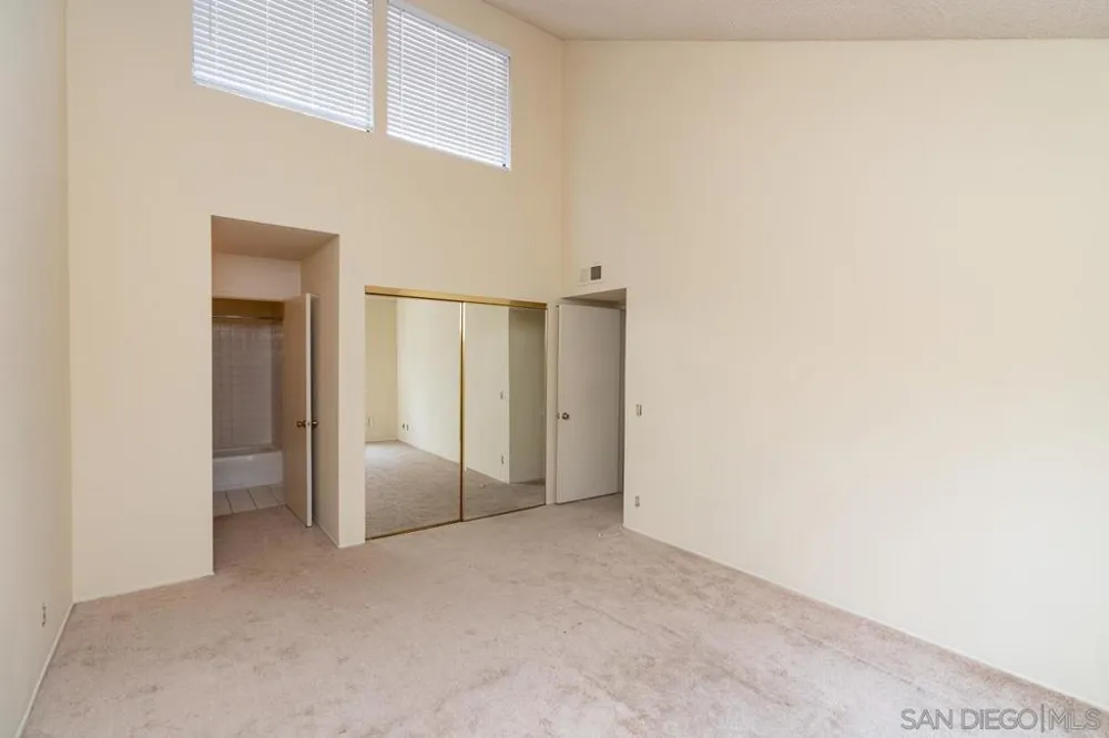 10247 Caminito Covewood San Diego, CA 92131