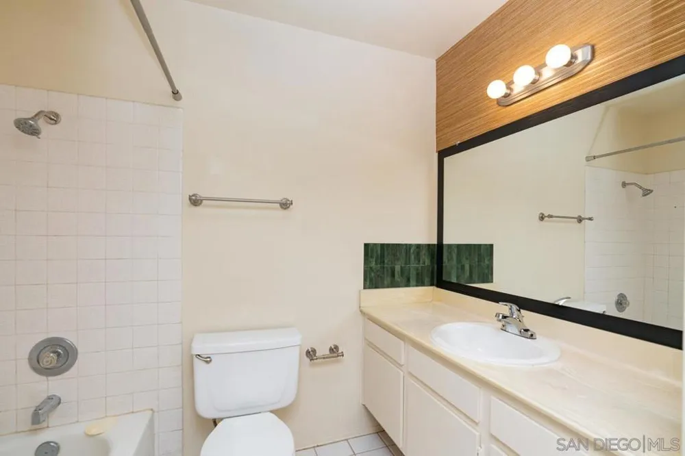 10247 Caminito Covewood San Diego, CA 92131
