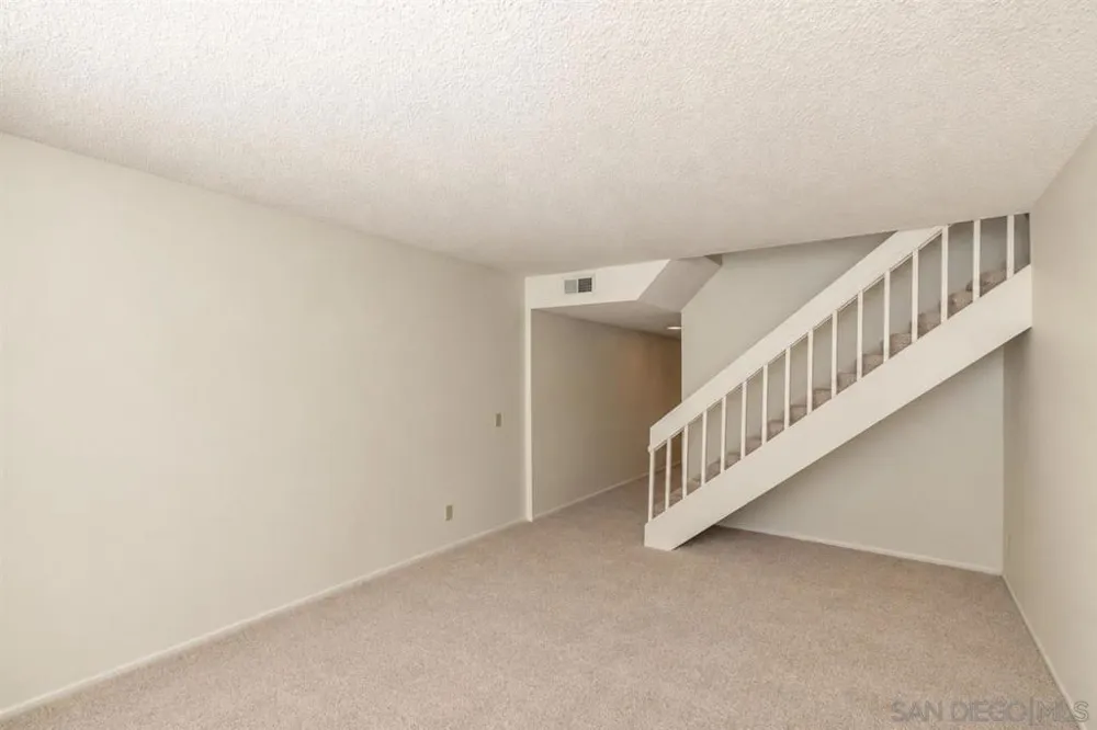 10247 Caminito Covewood San Diego, CA 92131