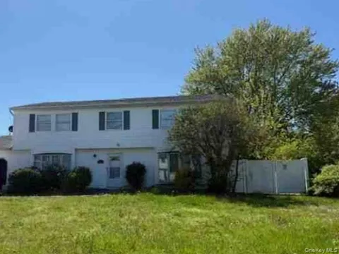 4 Rustic Avenue